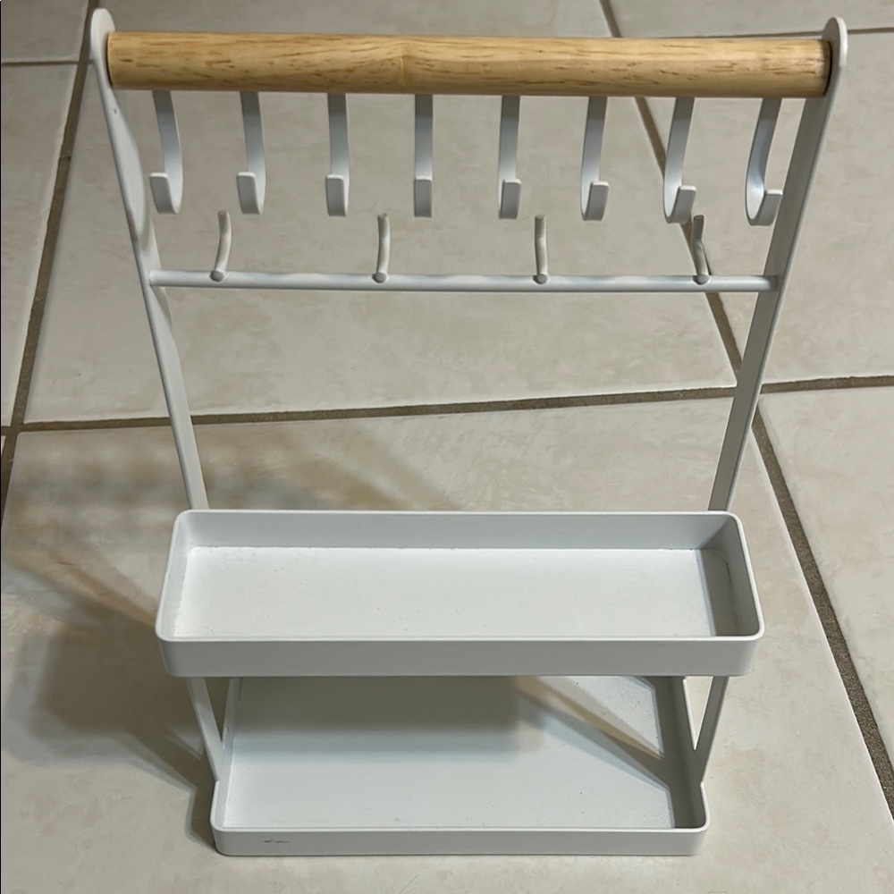White Metal Jewelry Organizer with Wooden Handle